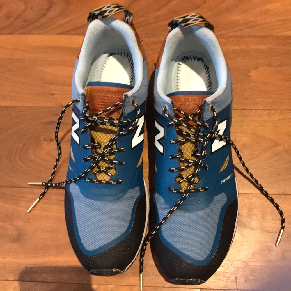 Trail buster running shoes